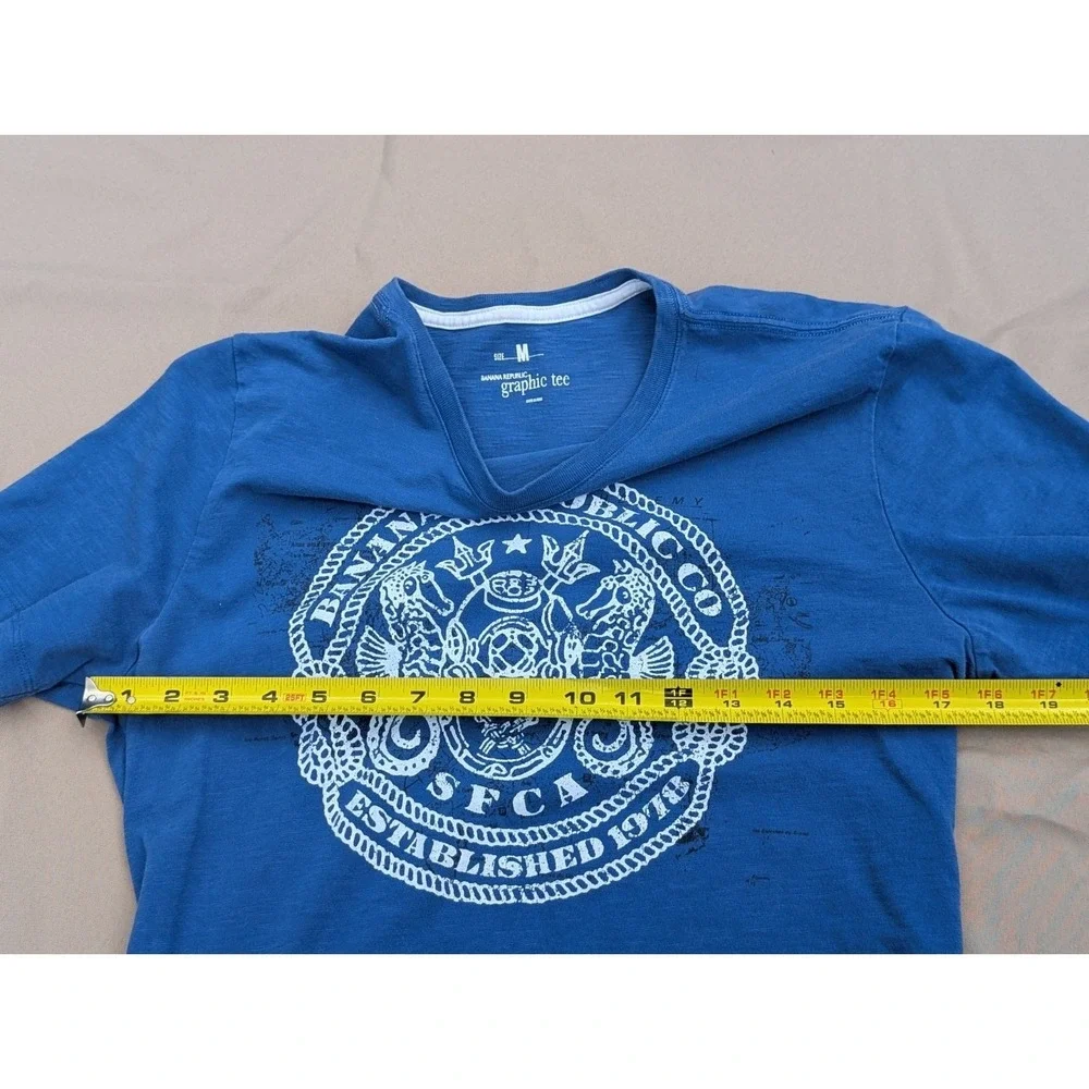 Banana Republic SFCA Established 1978 Blue T-shirt Size Medium